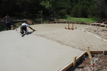 2010-05-29-67 Firepit Construction.jpg